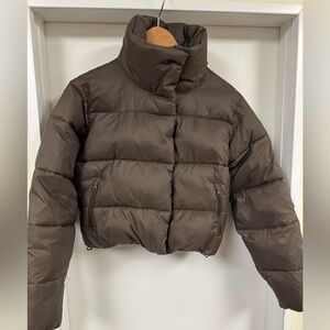 ALO YOGA GOLD RUSH PUFFER CROP JACKET | Small (4-6) | Expresso / Brown